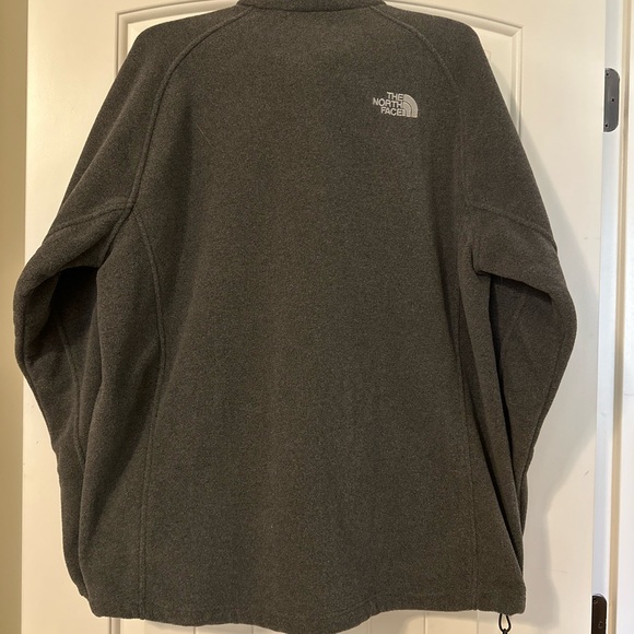 The North Face Men’s Fleece Jacket NWOT - Picture 2 of 3